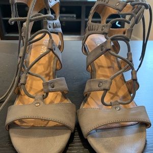 Size 10 Report shoes